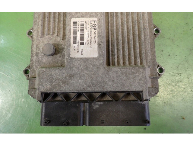 Блок управления двигателем Блок управления 51744426MJD6JF.M1 Fiat Idea