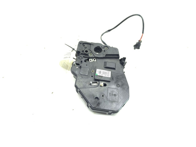 Zámek zadních dveří 2k0827426c, 2k0827426 Volkswagen Caddy 2010