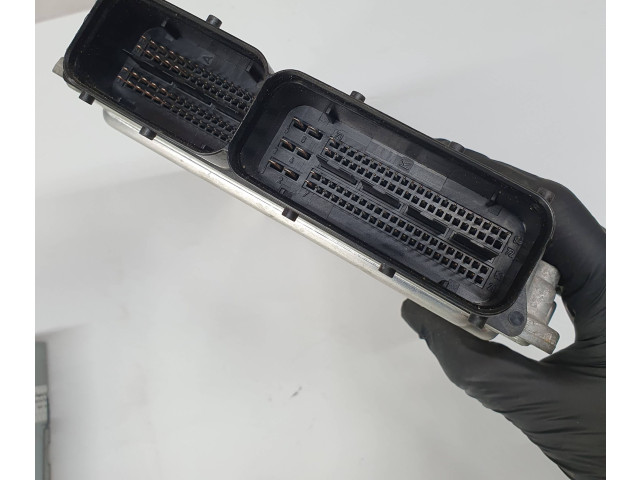 Řídící jednotka 4E1910560J   Audi A8 S8 D3 4E 2005