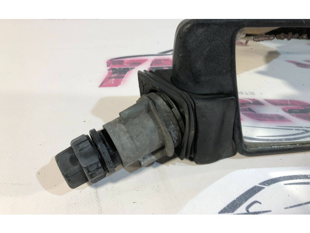 Зеркало (механическое) Peugeot 505 - года