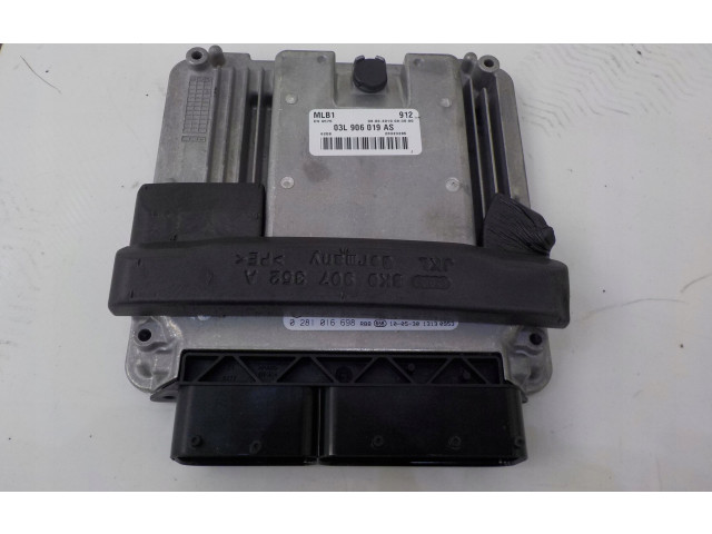 Блок управления двигателем ECU