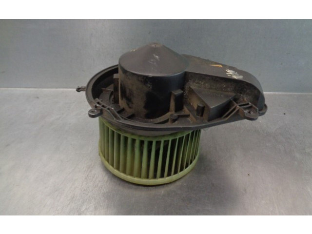 Вентилятор печки 8D1820021, 740221233F Volkswagen Passat Alltrack