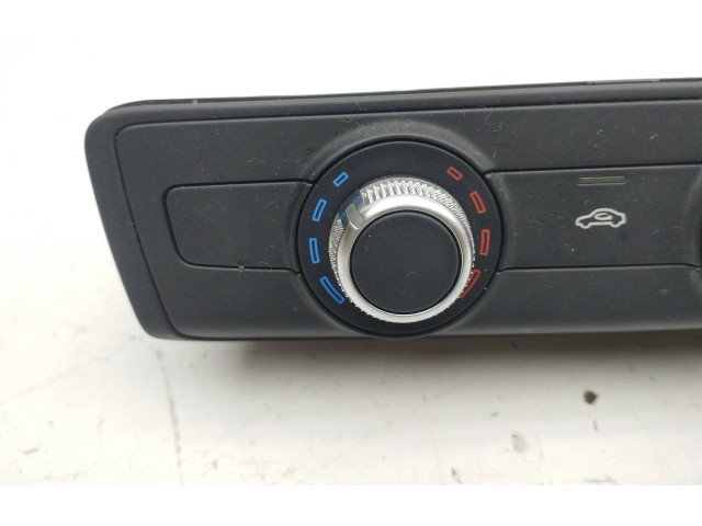 Блок управления климат-контролем 8V0820047F   Audi Q2 