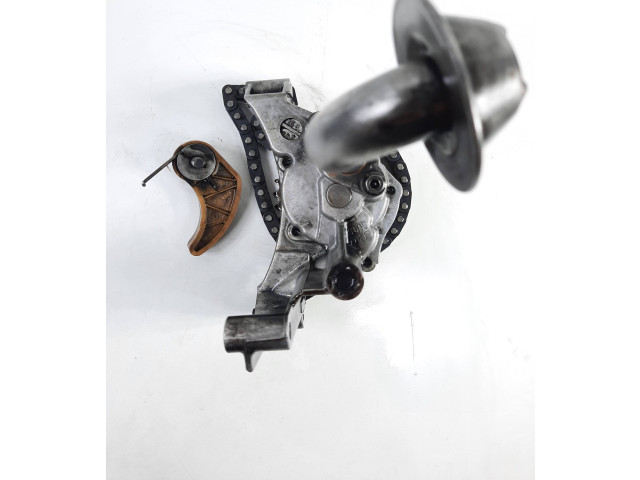 Масляный насос  AFN 06A115105B, 06A115105A  Volkswagen Golf IV 