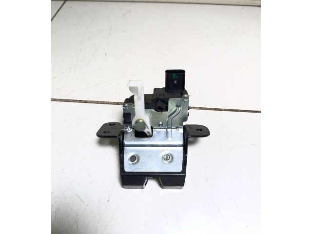 Zámek zadních dveří 81230J9000, 81230G6010   Hyundai Kona I 2018