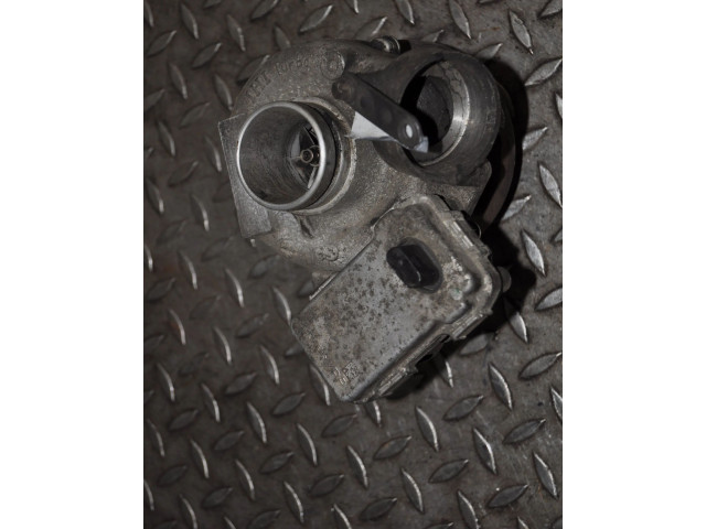 Turbodmychadlo Турбина Mercedes-Benz E C207 W207 OM 651.924