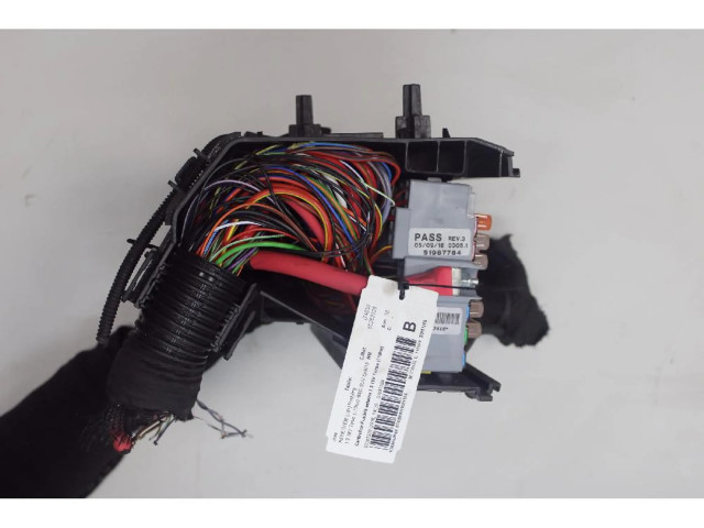 Блок предохранителей    Jeep Renegade    