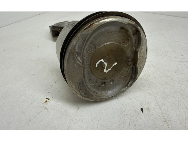 Поршень с шатуном 3UZ 131015009001 Lexus LS UCF30