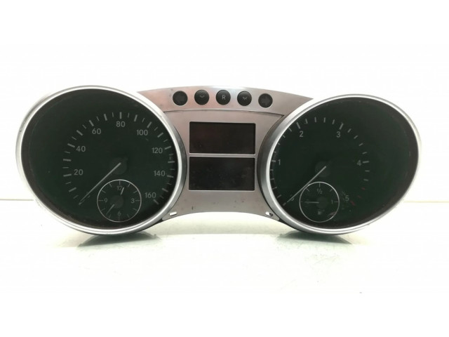 Панель приборов A2515409047, A2515404211   Mercedes-Benz ML W164       