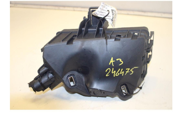 Блок предохранителей 5WA907361A   Audi A3 8Y    