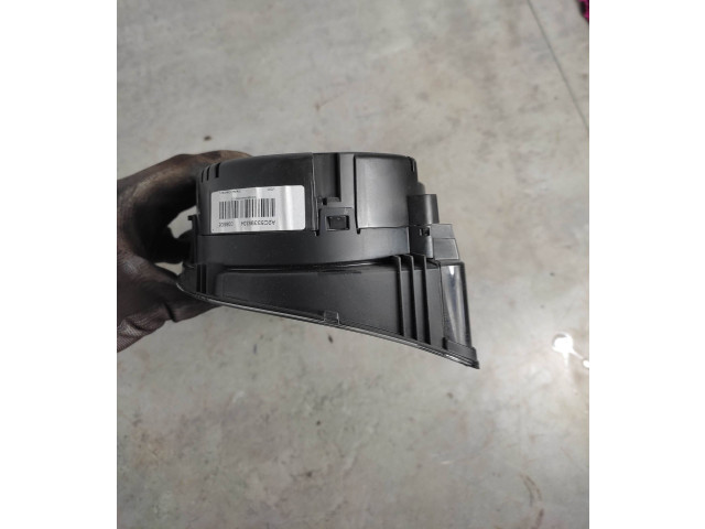 Přístrojová deska  Volkswagen Caddy 2011 2k0920865a  