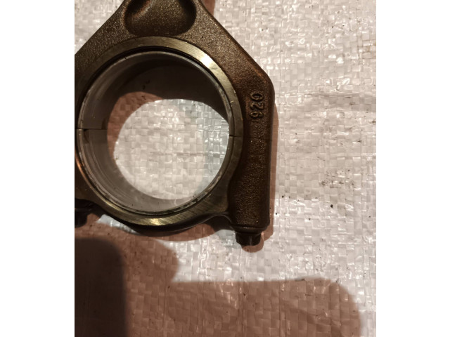 Шатун      BMW 3 E90 E91  