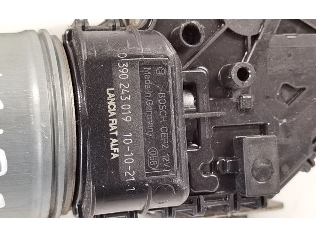 Моторчик дворников 0390243019 Alfa Romeo Giulietta