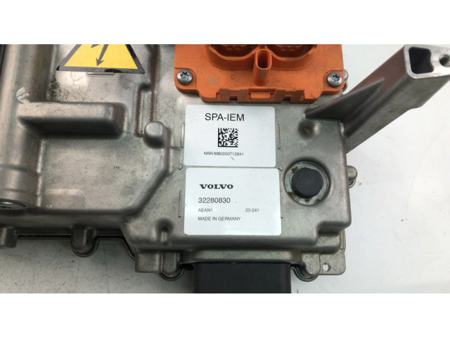 Блок управления 1EA915684AE   Volvo XC60