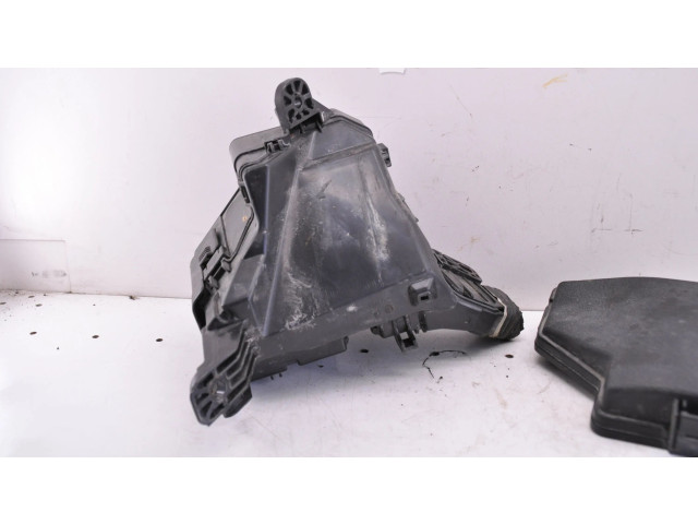 Pojistková skříňka 8266252480 Toyota Verso-S 2012