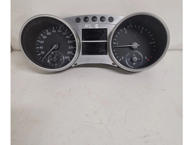 Панель приборов A2515408947, A2515404111 Mercedes-Benz R W251