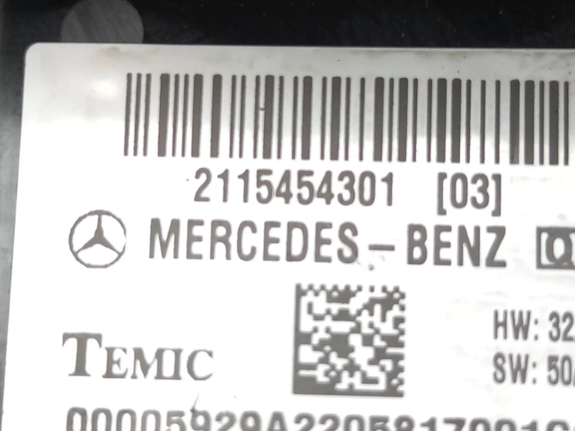 Блок предохранителей 2115454301   Mercedes-Benz E W211    
