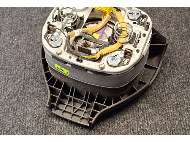 Подушка безопасности водителя 2K0880201F   Volkswagen Caddy