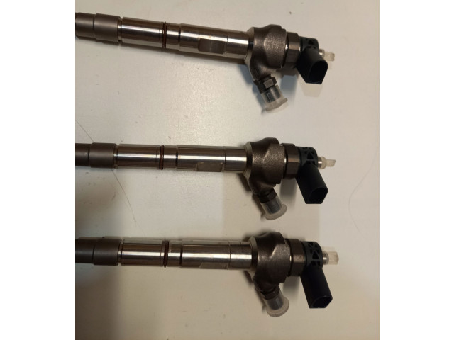 Vstřikovač 04L130277AE   Volkswagen Tiguan     