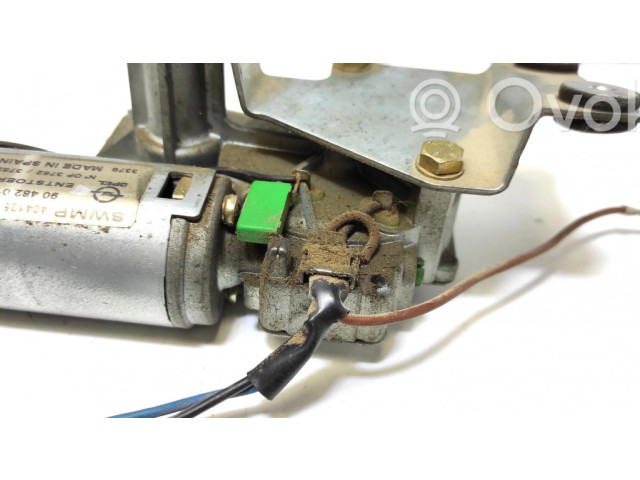 Моторчик заднего дворника 90482010    Opel Tigra A