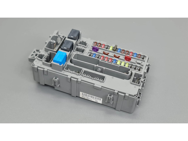 Блок предохранителей TL4E211, TL4E211GC Honda Accord