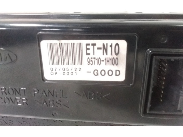 Дисплей    957101H100   KIA Pro Cee'd I