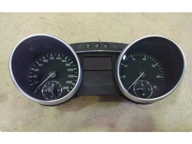 Панель приборов A1645402047   Mercedes-Benz ML W164       