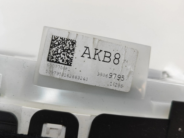 Přístrojová deska Opel Cascada 2016 39069792, 39069795