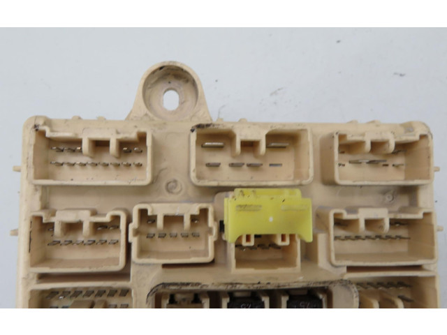 Блок предохранителей     Lexus IS 200-300    