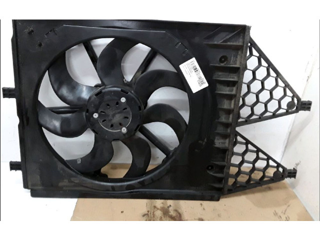 Вентилятор радиатора         Audi A1 