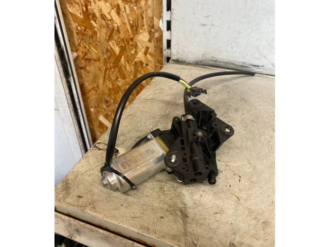 Моторчик дворников 990915 Volvo S80