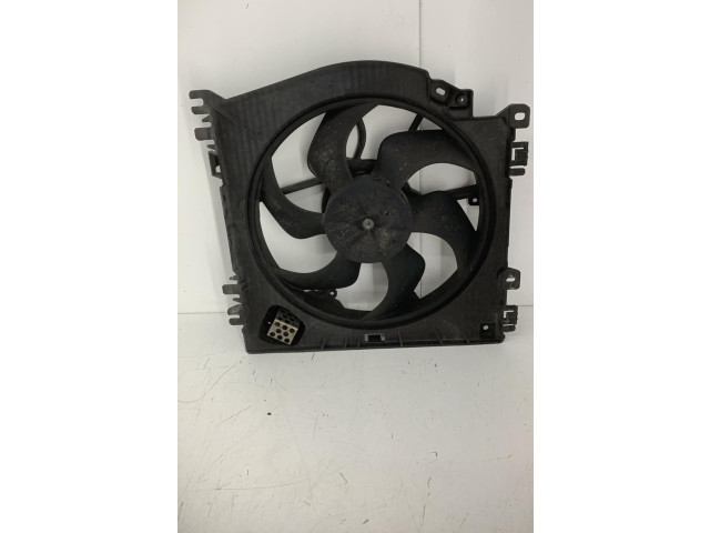 Вентилятор радиатора         Renault Clio III 