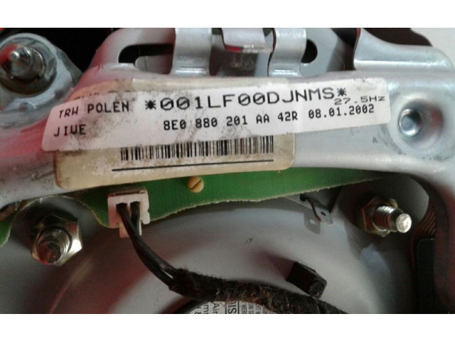 Подушка безопасности водителя 8E0, 201 Audi A3 S3 8L