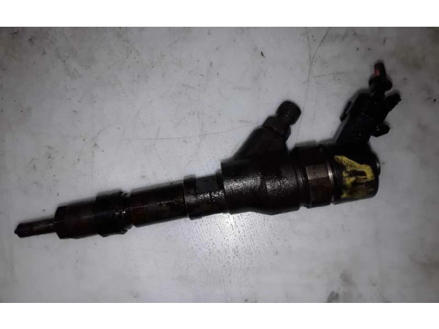 Форсунка 9637536080 Citroen Berlingo