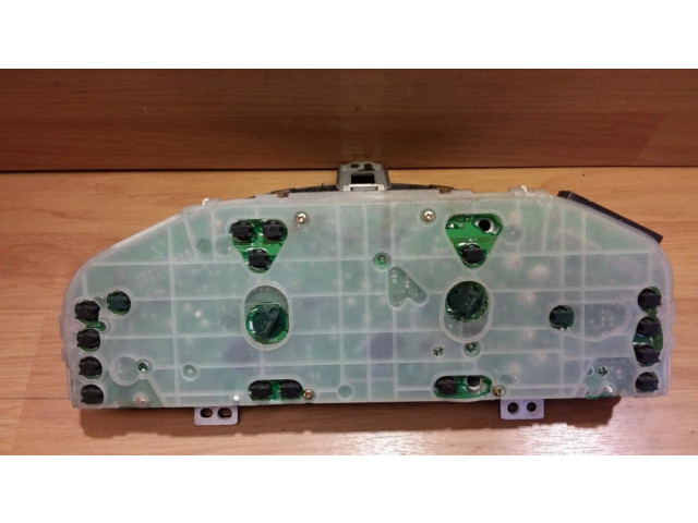 Přístrojová deska Mazda Premacy 2003 WSCB84A