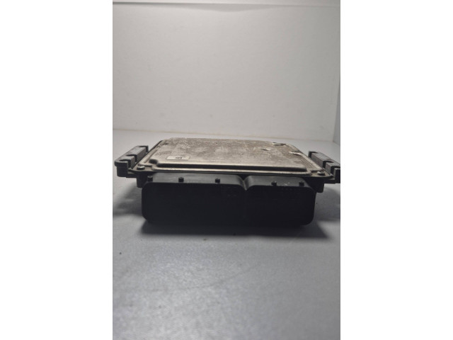 Блок управления двигателя 55259747, 0281017827 Fiat 500L