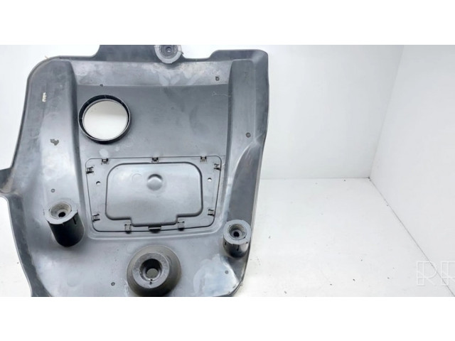 Крышка двигателя (отделка)