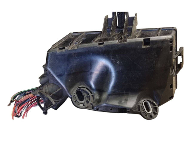 Блок предохранителей 5Q0937125B, 5Q0907361B Skoda Octavia Mk3 (5E)