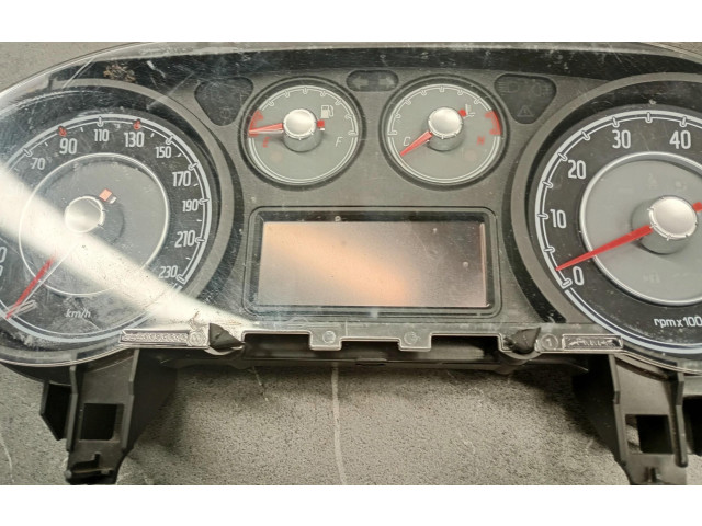 Přístrojová deska Fiat Punto Evo 2013 5550050900