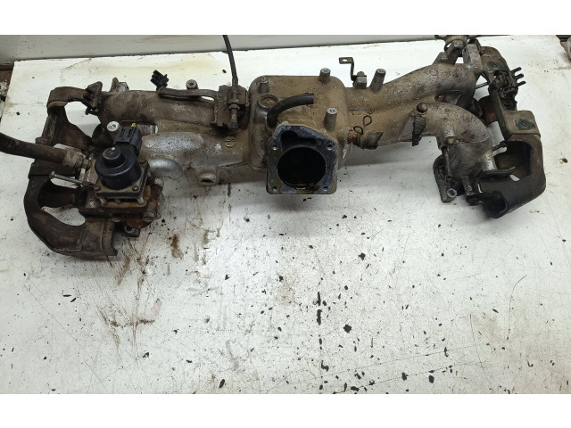 Форсунка     Subaru Forester SG  EJ201 