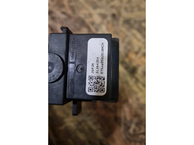 Ручка стеклоочистителей 31264354 Volvo V70