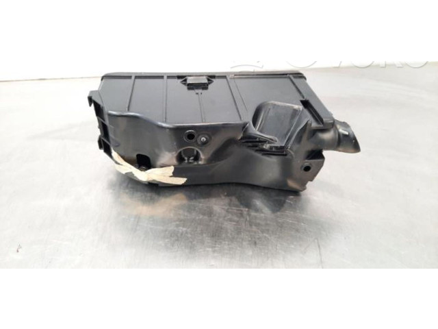 Блок предохранителей 2Q0937132A Skoda Scala