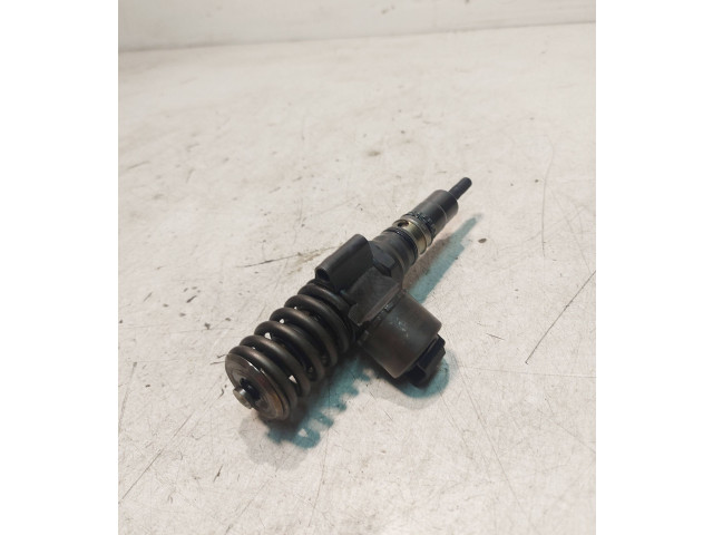 Форсунка 03G130073G    Volkswagen Golf Plus  BKD 