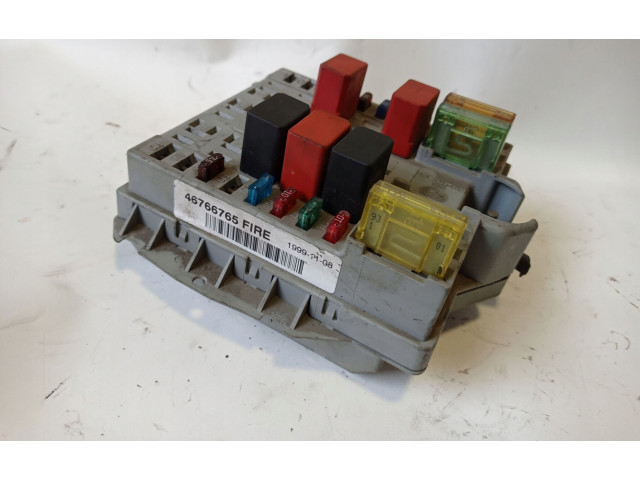 Pojistková skříňka 46766765 Fiat Punto (188) 2000