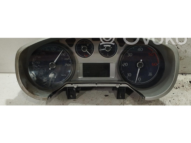 Панель приборов Lancia Delta III