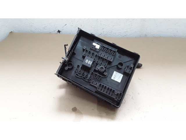 Блок предохранителей 1K0937118, 1105344567   Skoda Superb B6 (3T)    