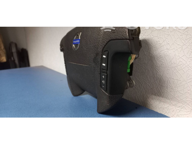 Подушка безопасности водителя 8686284 Volvo V70