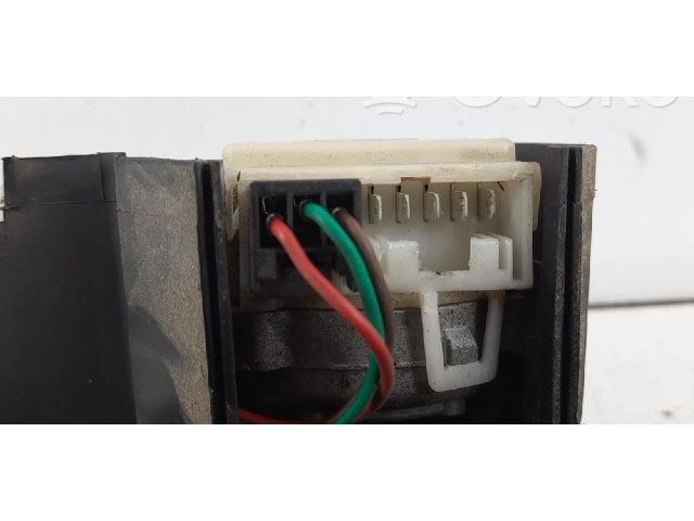 Блок управления центрального замка 9943879, TGE423H   Fiat Punto (176)