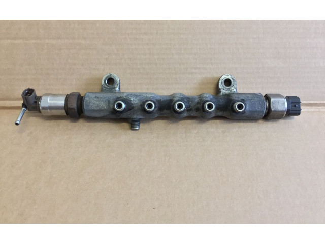 Топливная рампа 8945860010, KH013003 Lexus IS 220D-250-350