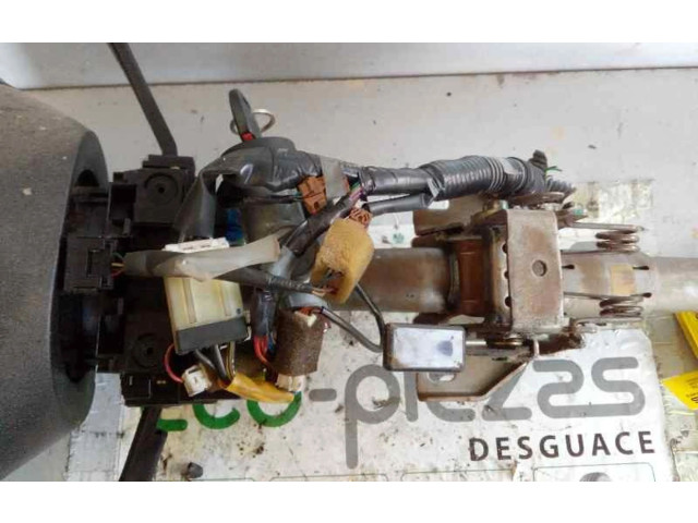 Ручка стеклоочистителей Nissan Almera